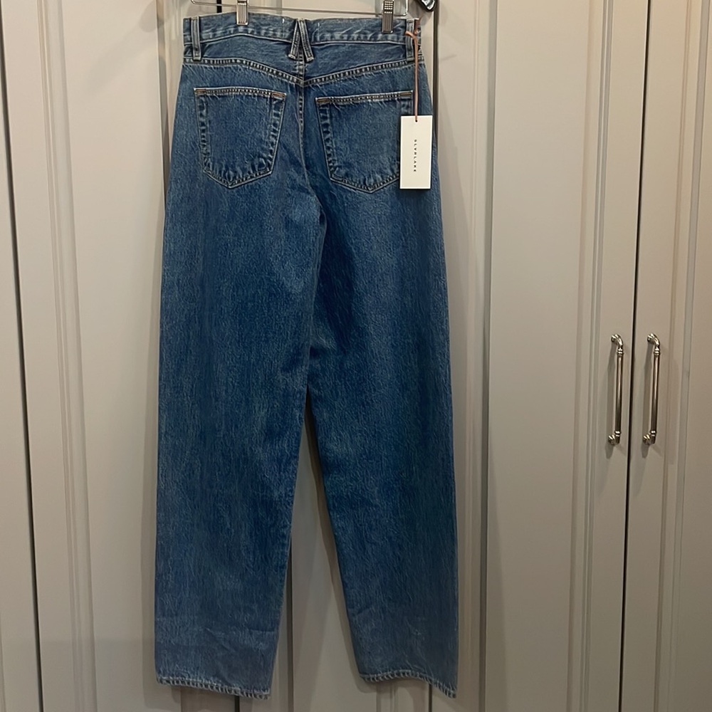 Slvrlake Tess Long Jean Size 25 Color Satisfaction. Low Rise with a wide leg. - Picture 6 of 8